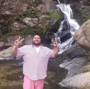 Meet your Posher, Luis